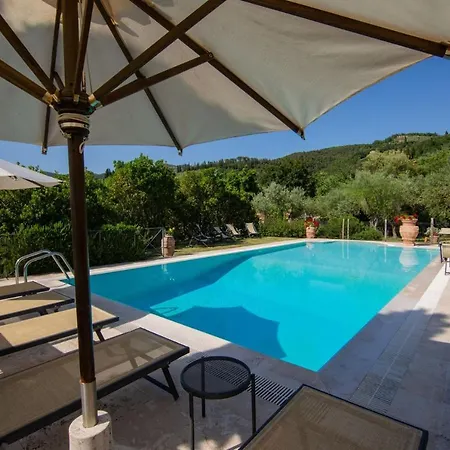 Villa Sleeps 15 Pool Wifi *